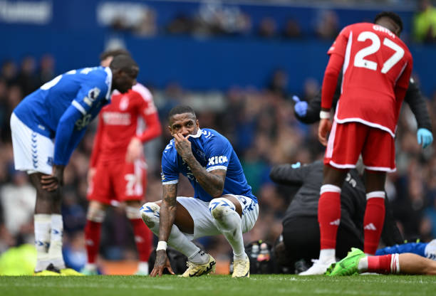 对类似的媒 对类似的媒