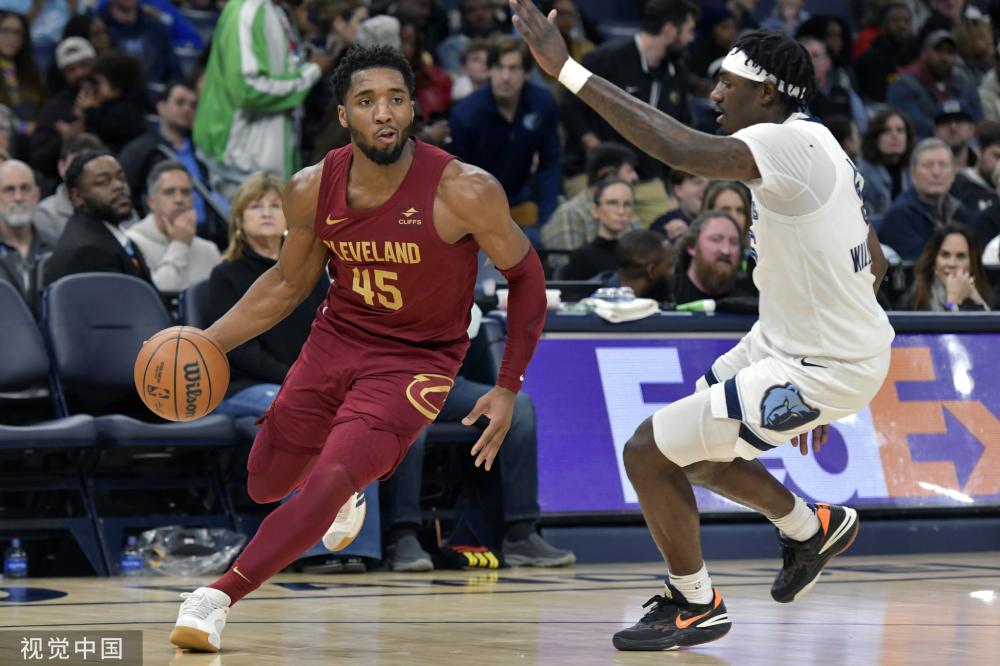 20/21賽季歐冠小組賽第4輪曼聯4-1伊斯坦布爾 B費梅開二度拉什福德點射破門.