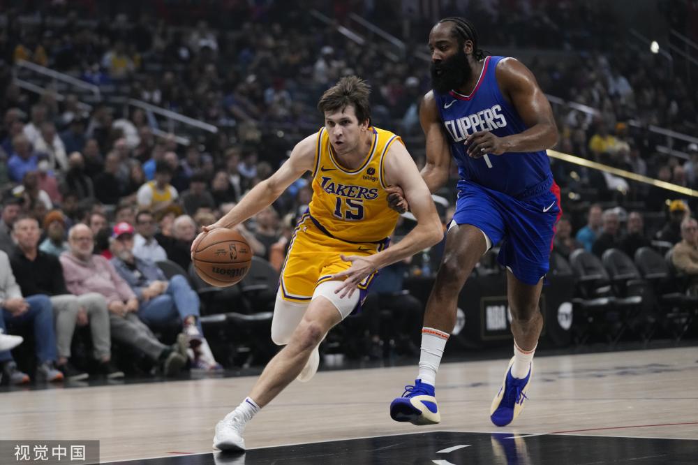 南方大范围阴雨持续局地有大雨 江南等地湿冷感明显.