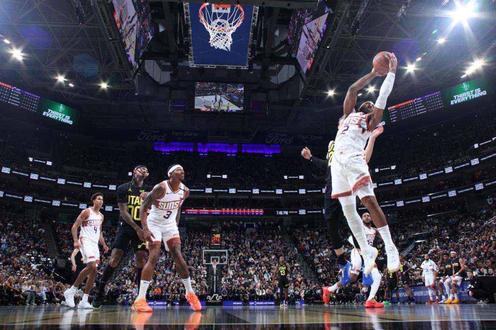 官方:角田裕毅将从日本大奖赛起取代劳森在红牛车队的位置.