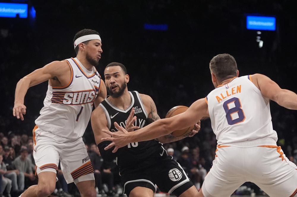 骑士主帅被驱逐出场！阿特金森不停抱怨判罚 连吃两个技术犯规